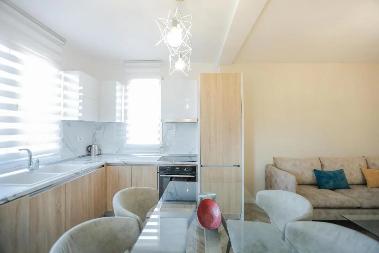 דירה טיראנה Miku Apartments-Luxury City View At Wilson Square