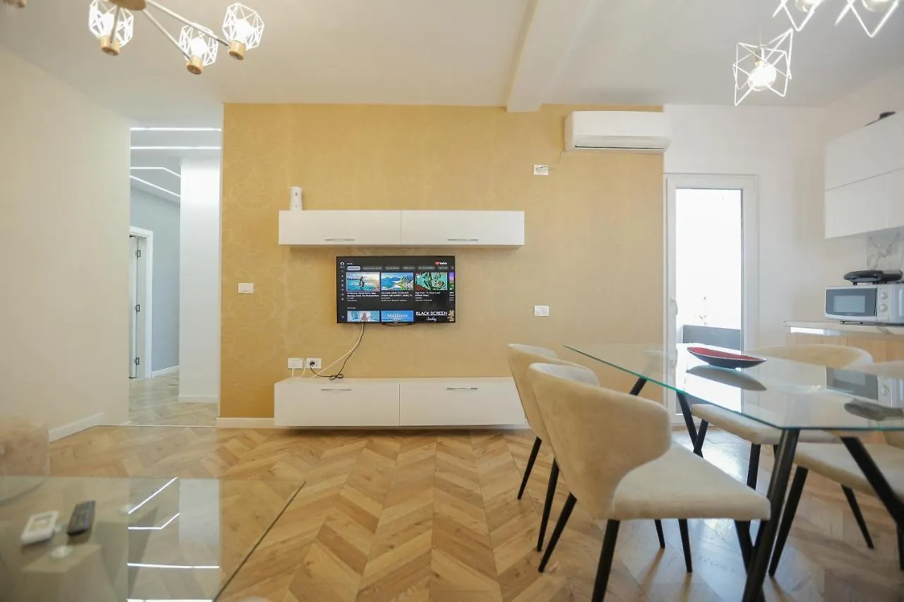 טיראנה Miku Apartments-Luxury City View At Wilson Square