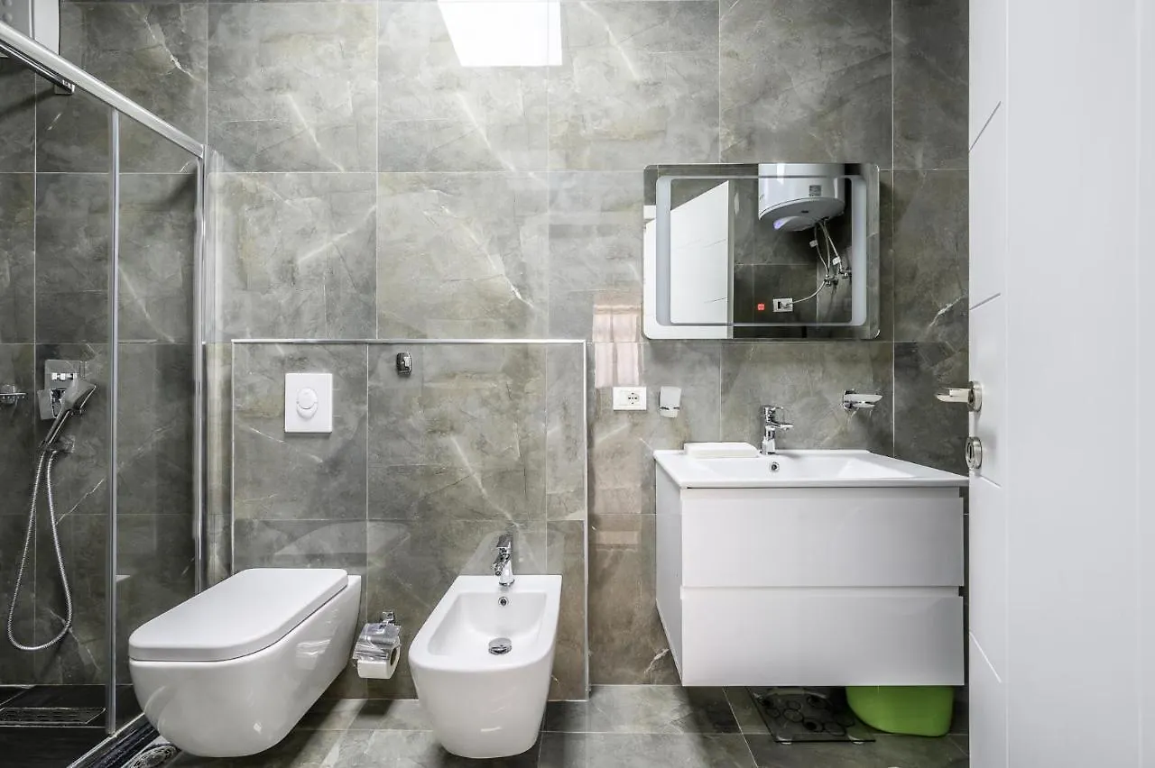 טיראנה Miku Apartments-Luxury City View At Wilson Square